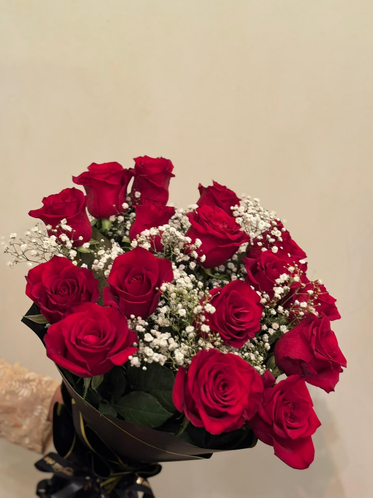 Premium Red Roses Bouquet (x-large)