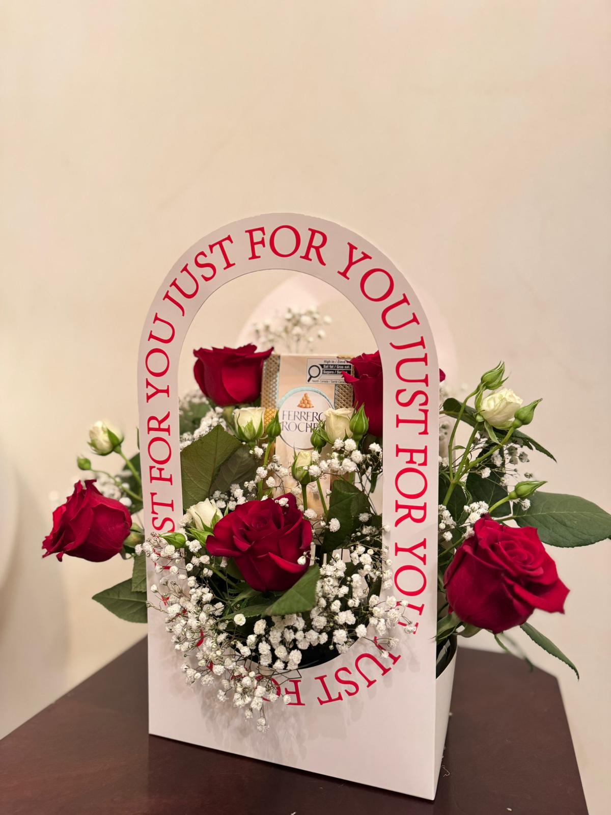 Royal Affiar (flowers & chocolate bouquet)